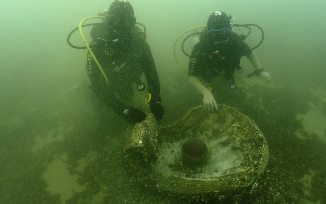 Discover Local Diving « St Prex Plage » Laure et Ella